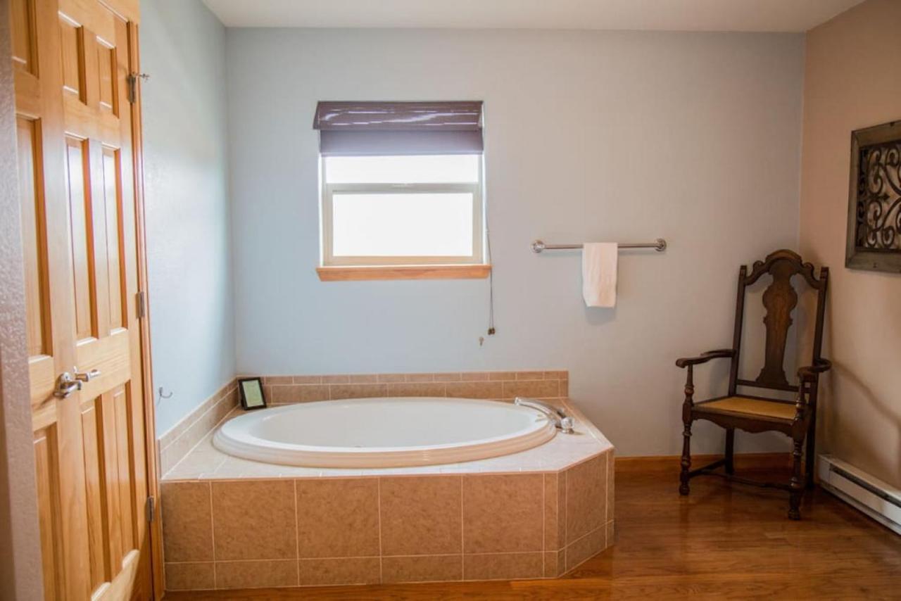 Twin Owls Lodge, Great For Families Master Bedroom, Loft, Full Kitchen, Dogs Ok Estes Park Buitenkant foto